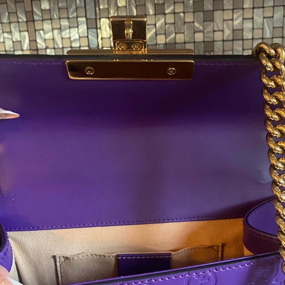 Gucci Purple Guccissima Crossbody Bag with Gold Accents - Picture 7 of 7